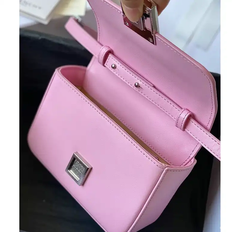2203RF0036 Bag Givenchy 1026